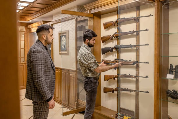 Rightful Liberty Arms | How to Choose the Best Firearm Broker in Reno in 2026 Firearm Broker in Reno Dealing with a Customer